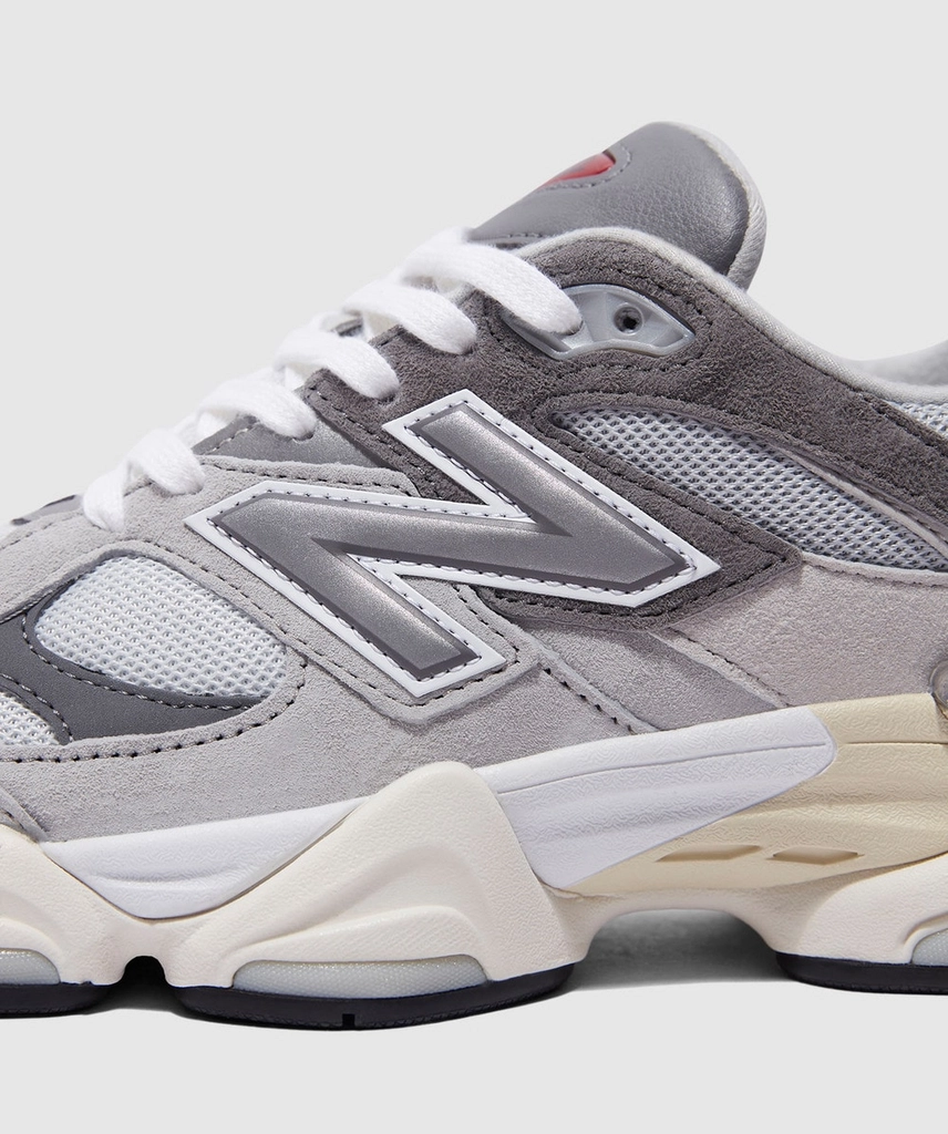 New Balance 9060 sneaker